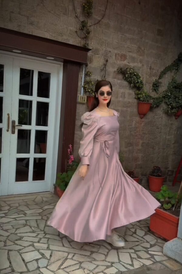 Pink Elegance Maxi - Image 3
